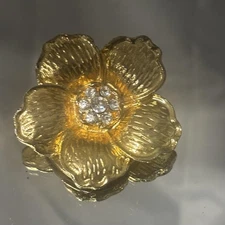 Vintage Scarf Clip Womens Gold Tone Flower Rhinestone Center Retro Jewelry
