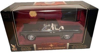 Road Signature 1961 Lincoln Continental 1:18 Diecast Black 24K