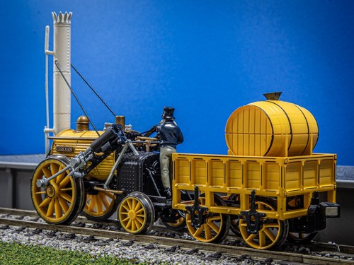 Hunt Magnetic Couplings ELITE Pack For Hornby Stephenson's Rocket, L&MR Coaches/ - Picture 5 of 6