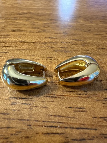 Small Gold Chunky Huggie Hoop Earrings, 14K Gold Plated waterdrop - Picture 6 of 10
