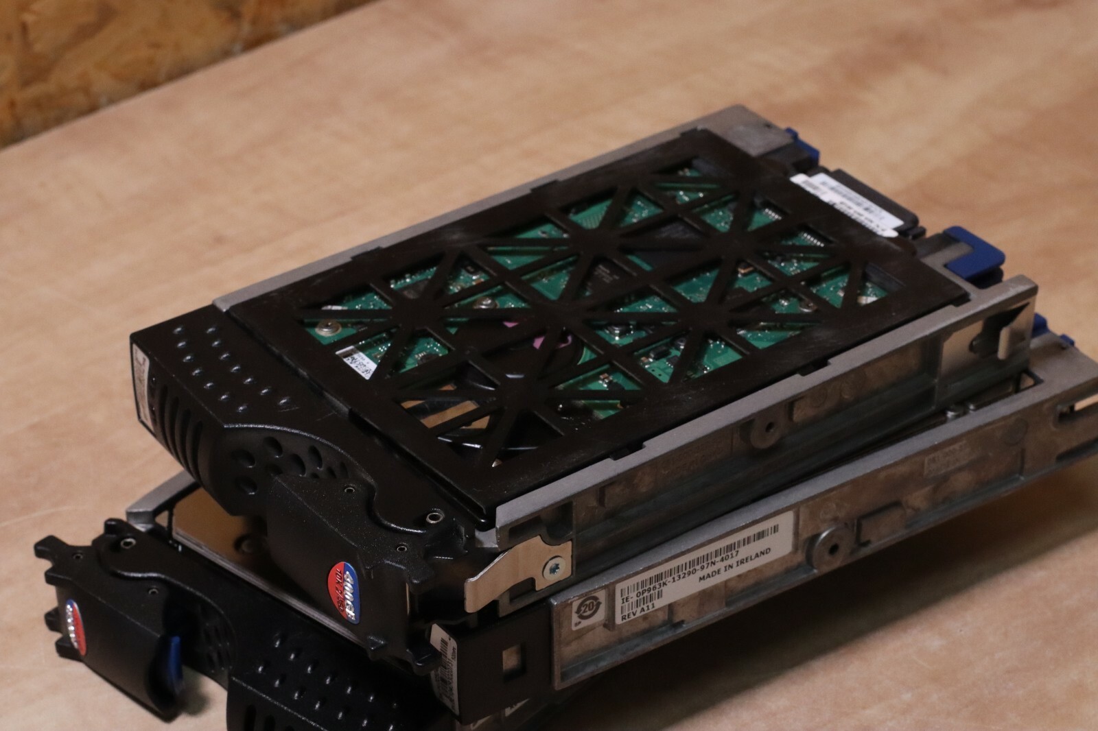 005048837 EMC HDD / CX-4G10-400 400GB 10K 4GB FC Nowa wersja, limitowana wyprzedaż