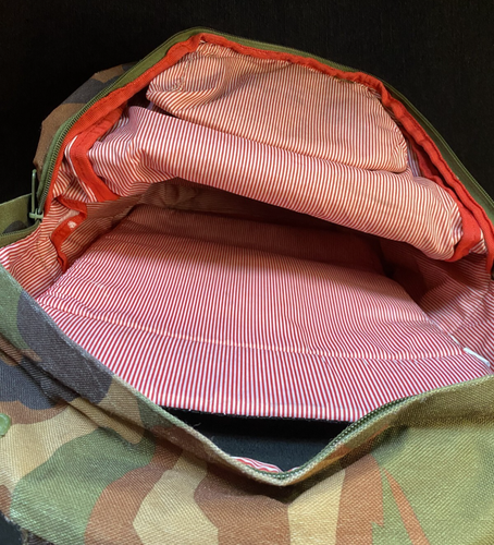 Herschel Supply (CAMO) Canvas Backpack - Picture 2 of 3