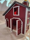 Breyer Stablemates Red Barn 3 Stall w/Corral, Trough, Jump, 3 Barrels, 2 Horses — photo 4