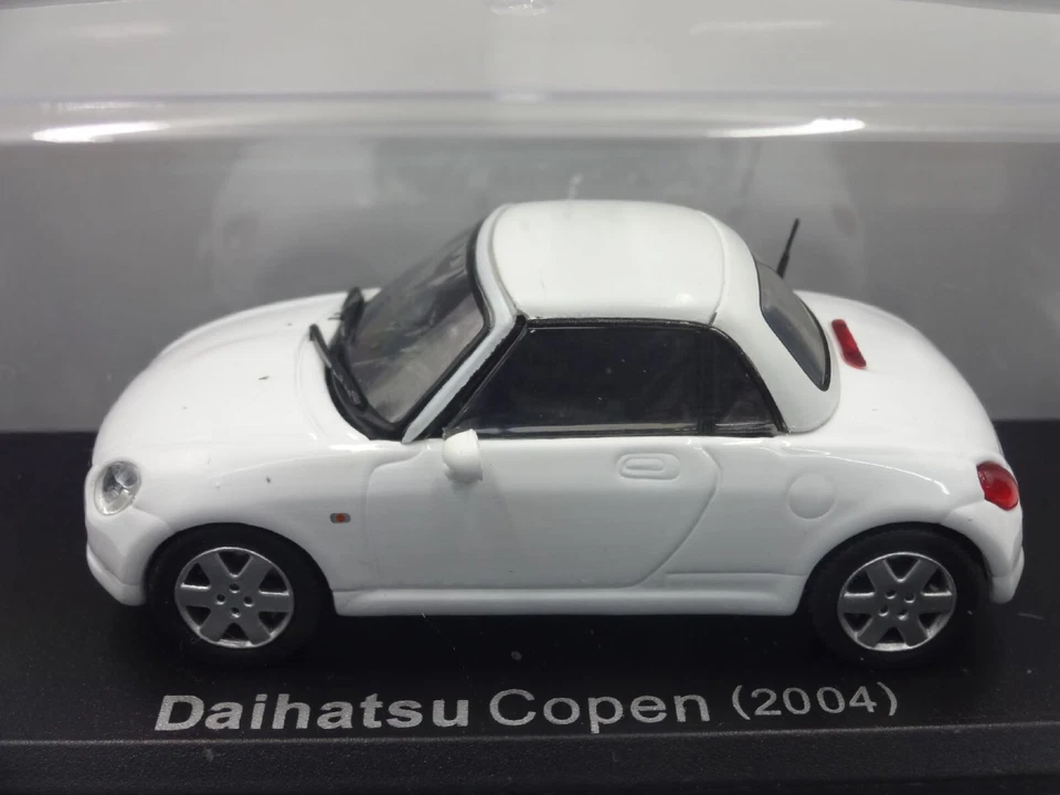 Daihatsu Copen 2004 White 1/43 Scale Box Mini Car Display Diecast Vol 110 - Image 4 of 4