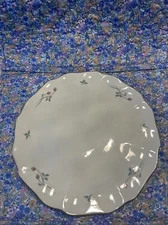 Lenox Ivory & Gold With Pink Rose Buds, Cake Plate: Rose Manor Design