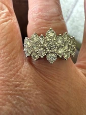 1CT T.W. Diamond Ring in 10K Gold