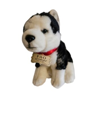 FAO Schwarz Black and White Wolf Blue Eyes 2021 10  Sitting Plush Toy Stuffed 