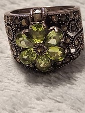 DBJ 925 Sterling Silver Peridot Marcasite Floral Band Ring Size 7