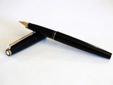 MONTBLANC 310 FOUNTAIN PEN IN BLACK WITH GOLD TRIM & 14K GOLD SIZE F NIB -MINT