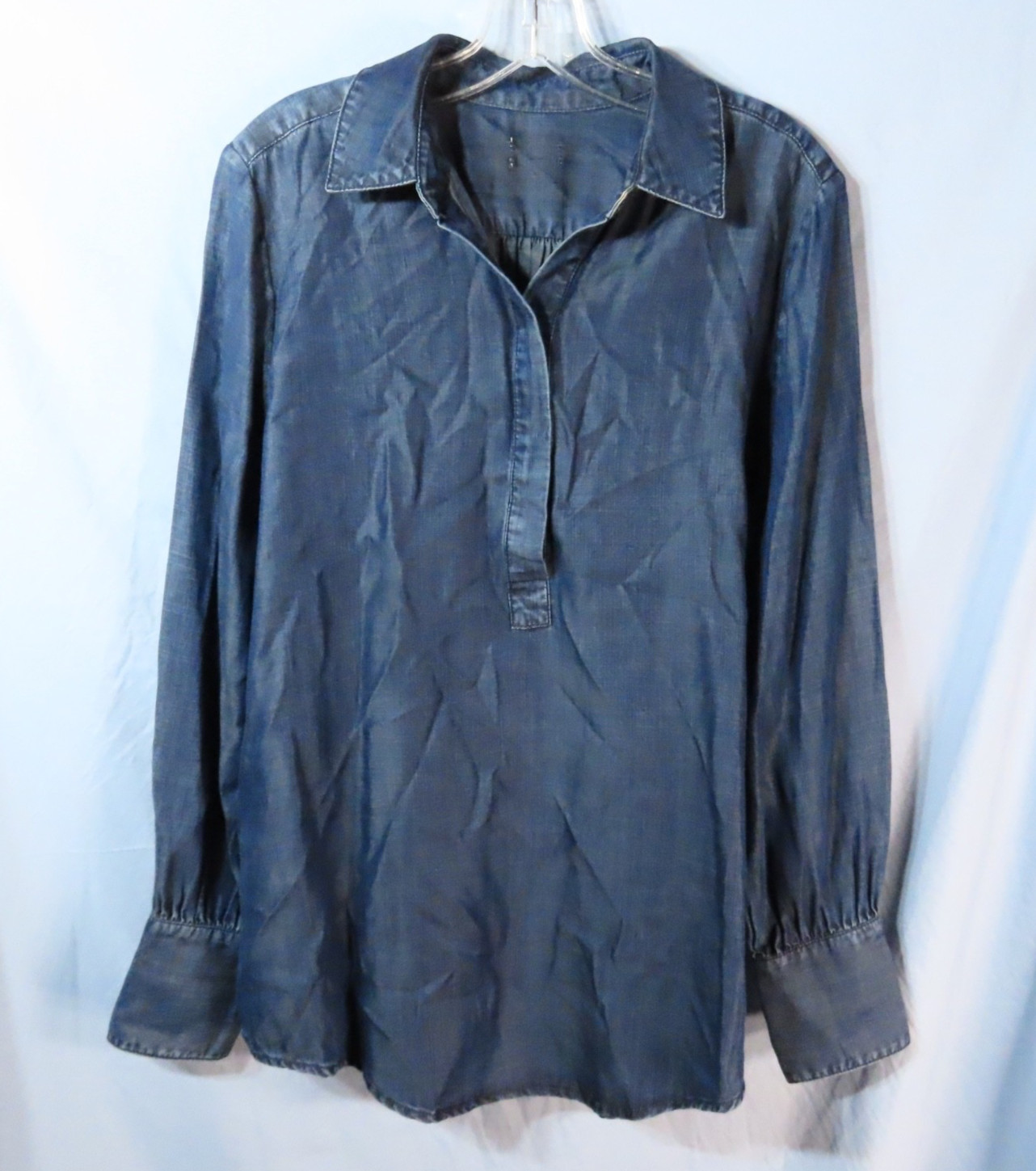 CHICO'S Dark Blue Denim Color TENCEL POPOVER TOP Blouse Tunic 1/2-Button Up SZ 1