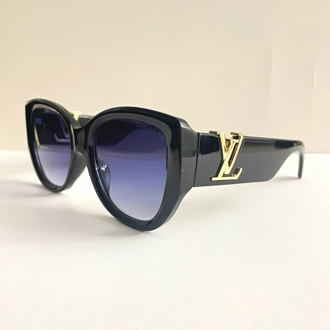 Louis Vuitton Black Plastic Frame Sunglasses for Women for sale | eBay