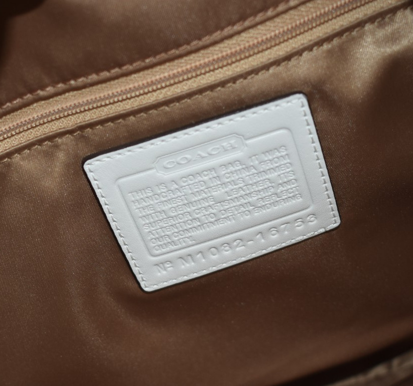 Pre Owned COACH Embossed Exotic Python Sierra Whi… - image 16