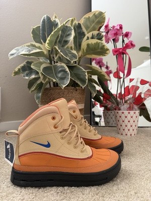 Nike Kids High Top Boots Beige Orange Black Size 6Y 524872-201 Lace Up