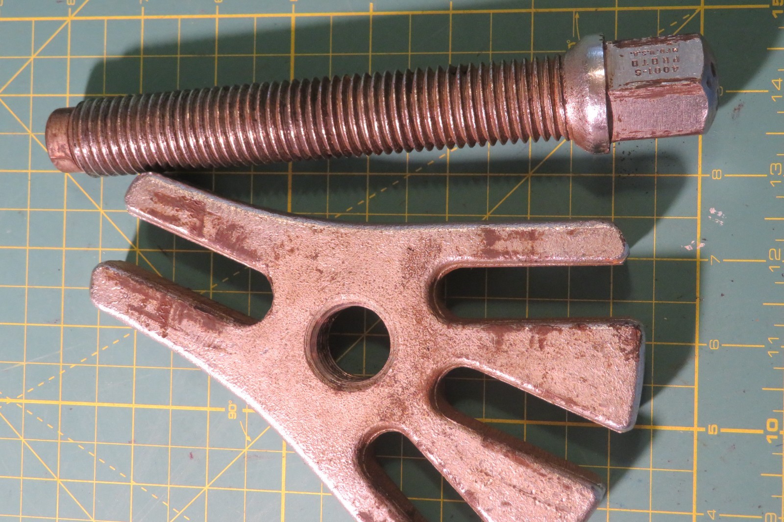 Proto 4001-S Heavy Duty Gear Hub Puller