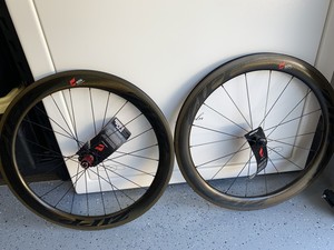 zipp 404 firestrike carbon clincher