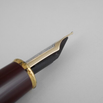 MONTBLANC 万年筆 144 ボルドー EF 14K Montblanc Meisterstuck 144 Bordeaux Fountain Pen F (bicolor