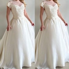 Vintage White Ivory Wedding Dresses Short Sleeves Lace Appliques Bridal Gowns