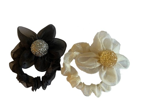 maglia fiore scrunchy colore nero e giallo - Foto 2 di 9