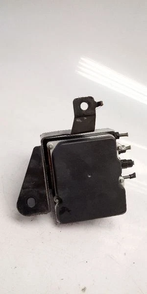 Насос тормозной антиблокировочный в сборе для Hyundai Sonata 2006-2008 ABS от оригинального производителя - Изображение 2 из 3