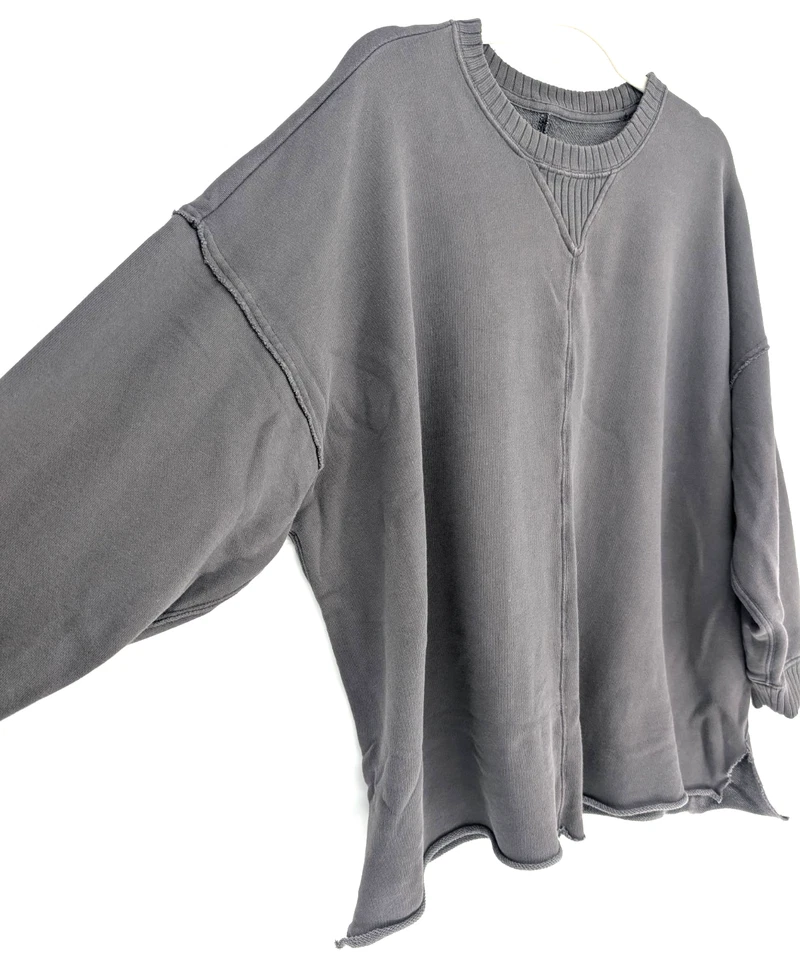 Aerie Down To Earth Gris Carbón Negro Gran Tamaño Boho Calce Relajado Cuello Redondo LG Foto 2 de 4