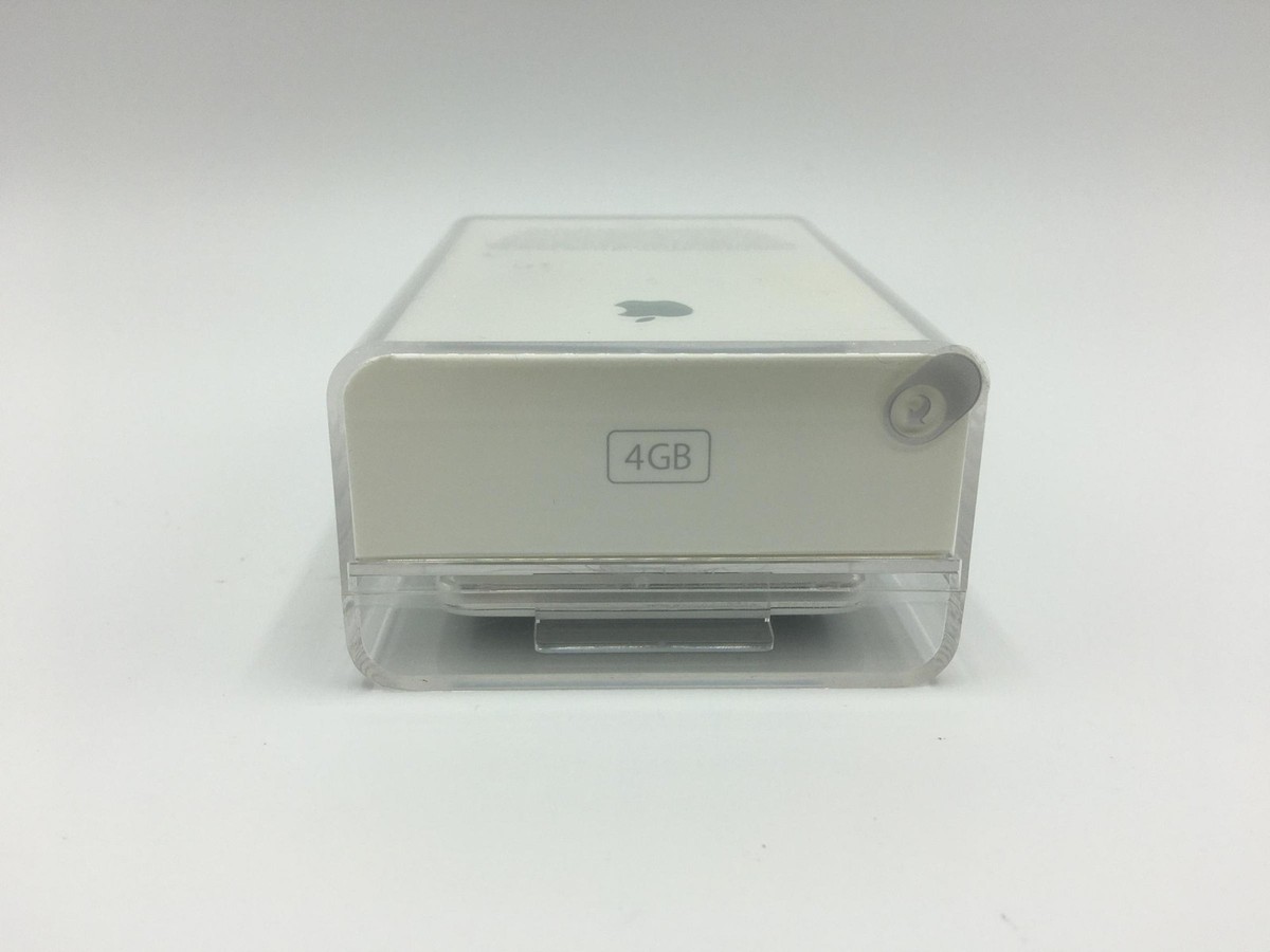 Apple iPod nano A1236 4 GB - 3rd Generation - Silver