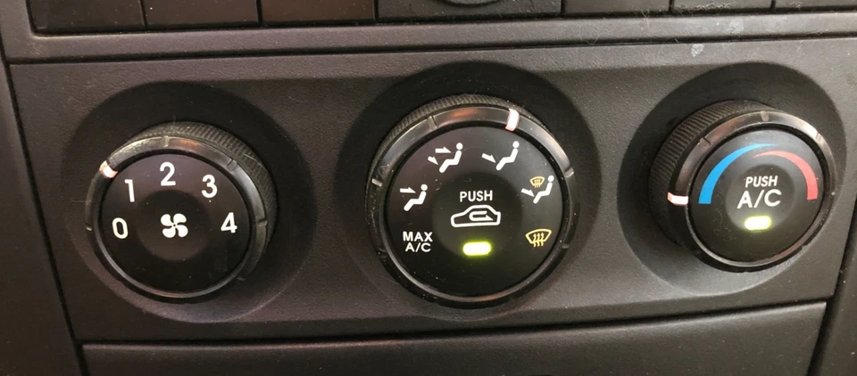 Kia Sorento 2006 interruptor de climatización calefacción aire acondicionado 2003-2006 Foto 2 de 4