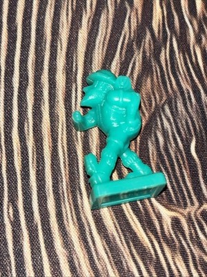 Vintage 1988 Parker Brothers Board Game Dynamite Replacement Green Figure
