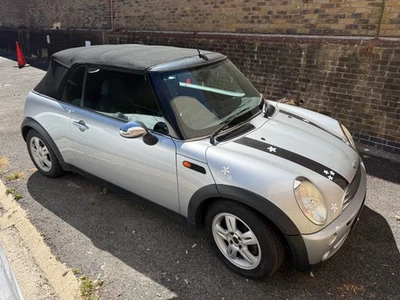 Mini Cooper cabriolet 1.6 R52 2007 convertible - Image 1 of 4