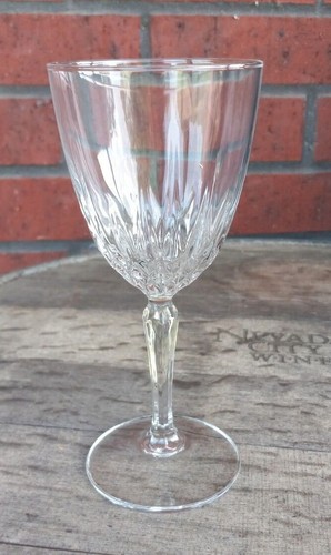 Descatalogado "Diamante" por Cristal D'Arques-Durand One 8oz copa de vino Luminarc - Imagen 1 de 6
