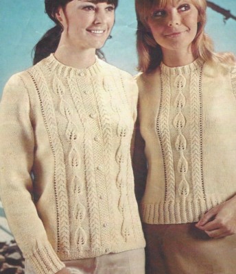 Ladies Twin Set Knitting Pattern Sweater and Cardigan DK 32-42