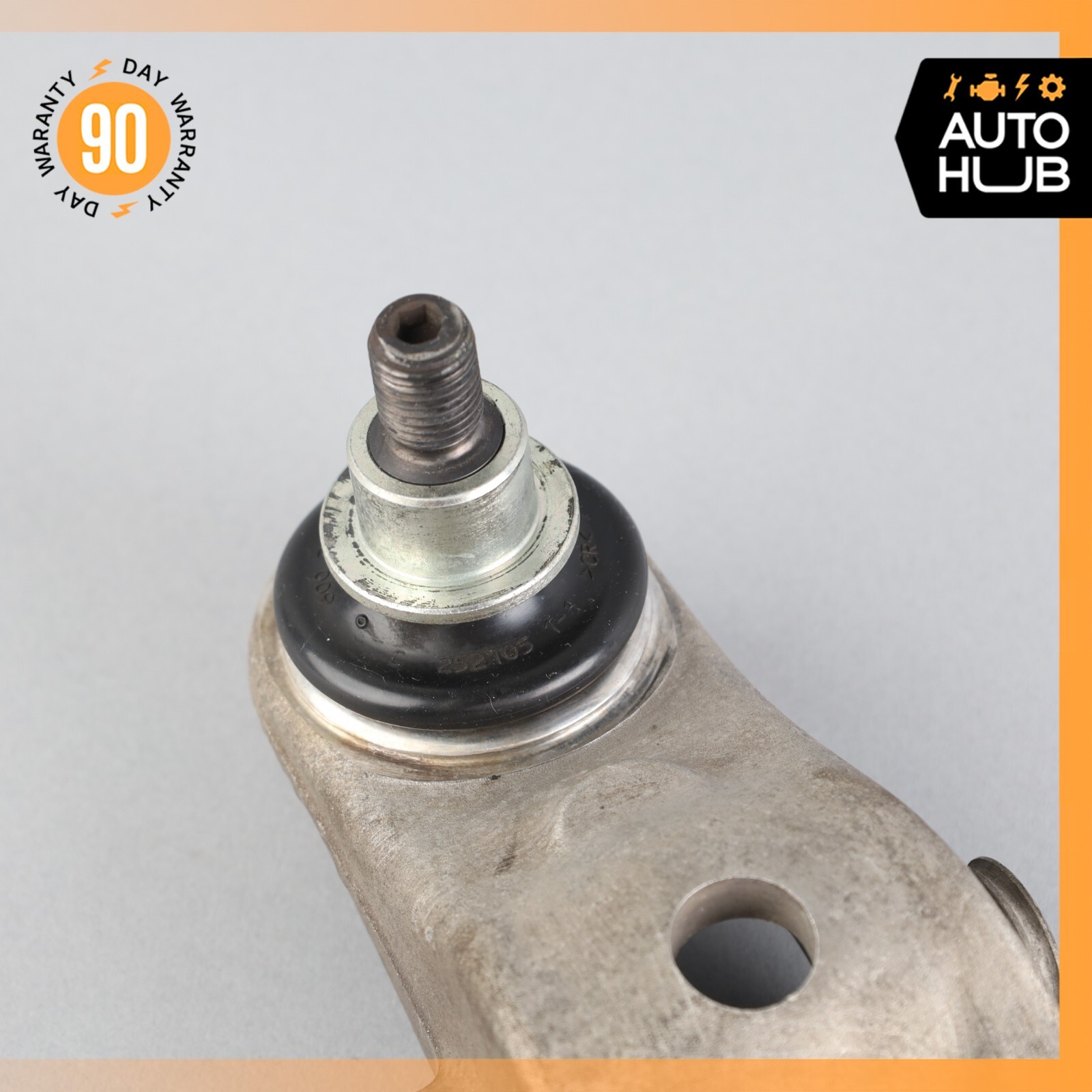 03-10 Maserati Quattroporte M139 Front Left Lower Control Arm 3206582 OEM 51k