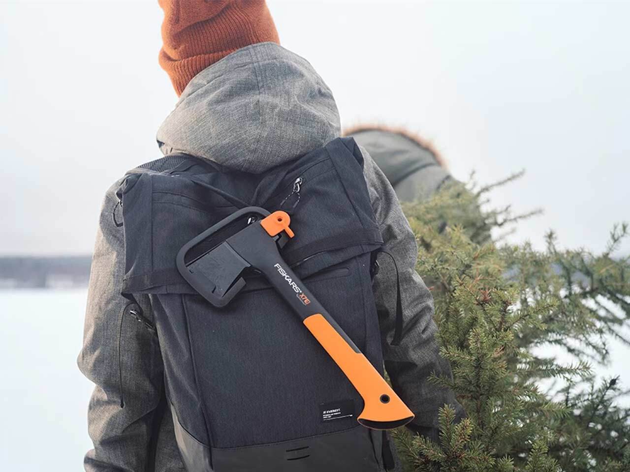 Fiskars 1015618 XSX7 Camping Axe 640g Log Splitting Wood Chopping Hand