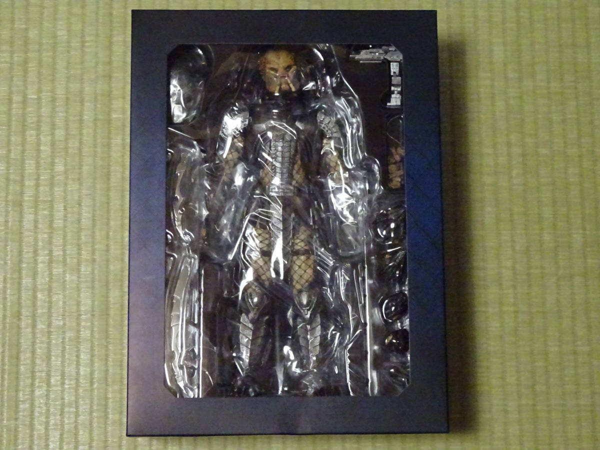 Alien vs Predator AVP Scar Predator 2.0 Ver. 1/6 Figure Hot Toys