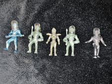 Vintage 1950's Ajax Archer Space Men ROBOT Hard Plastic Figures Lot Of 5 pieces