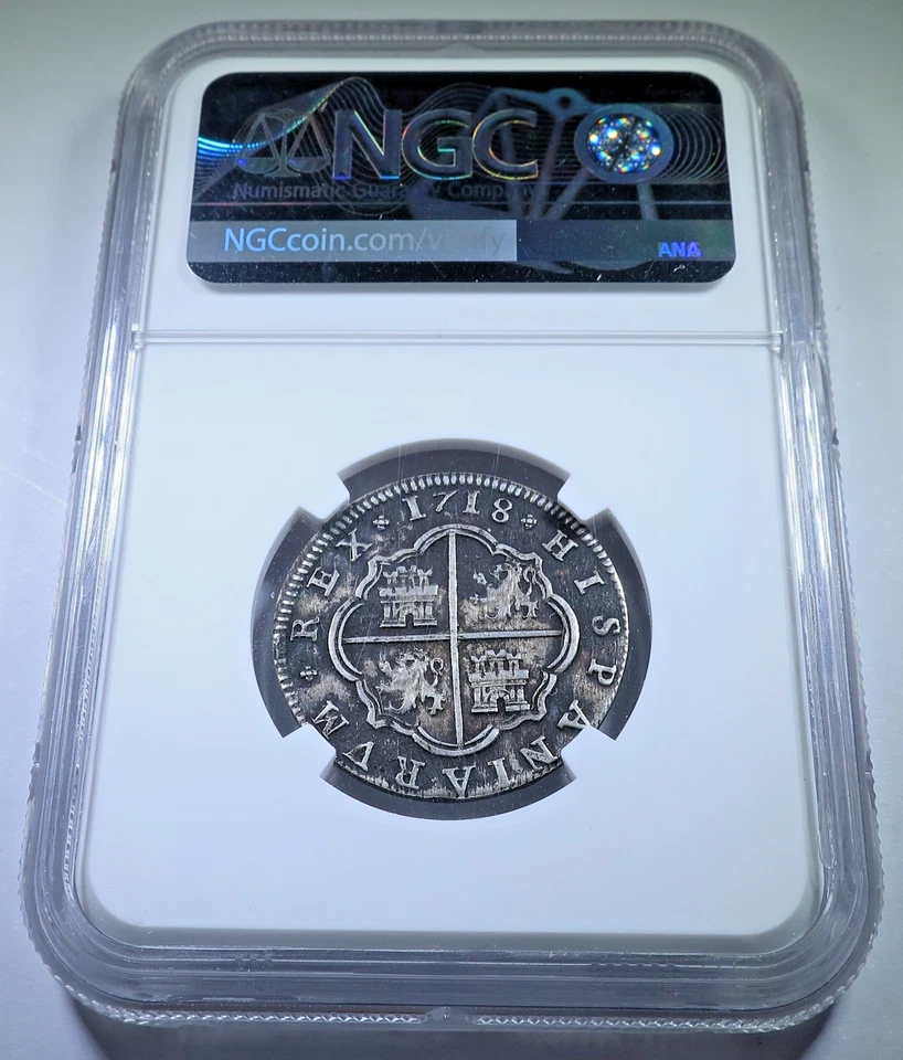 NGC BU 1718 Moneda Pirata Cruz Colonial Antigua Genuina 2 Reales Española Años 1700 Foto 2 de 2