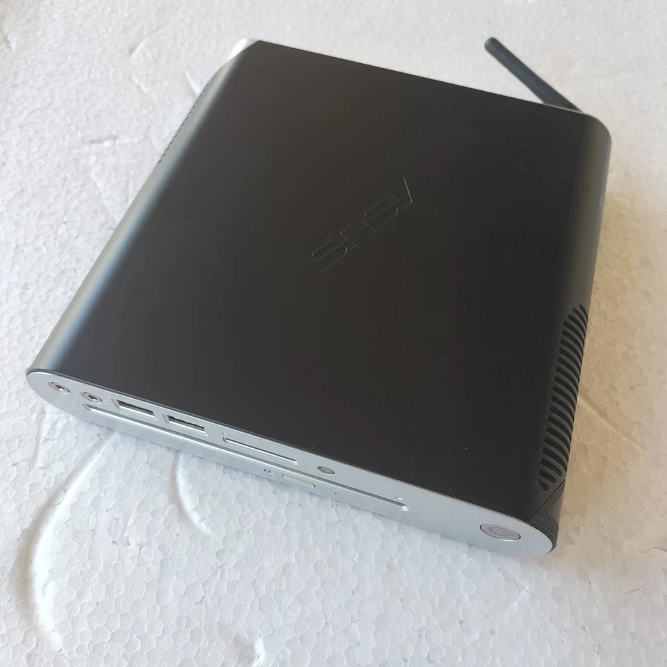 Mini Pc Gaming WIndows XP Nvidia ION 512MB 64Bit Atom 4core RAM3GB HDD320GB Asus - Immagine 4 di 4