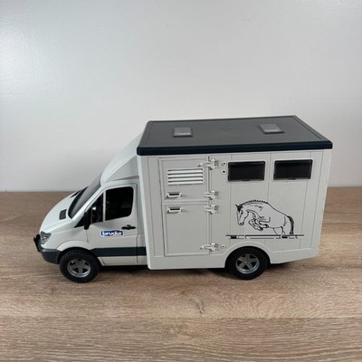 Bruder 2006 Horse Sprinter Van Transporter Competition Horses Vehicle 18  RARE