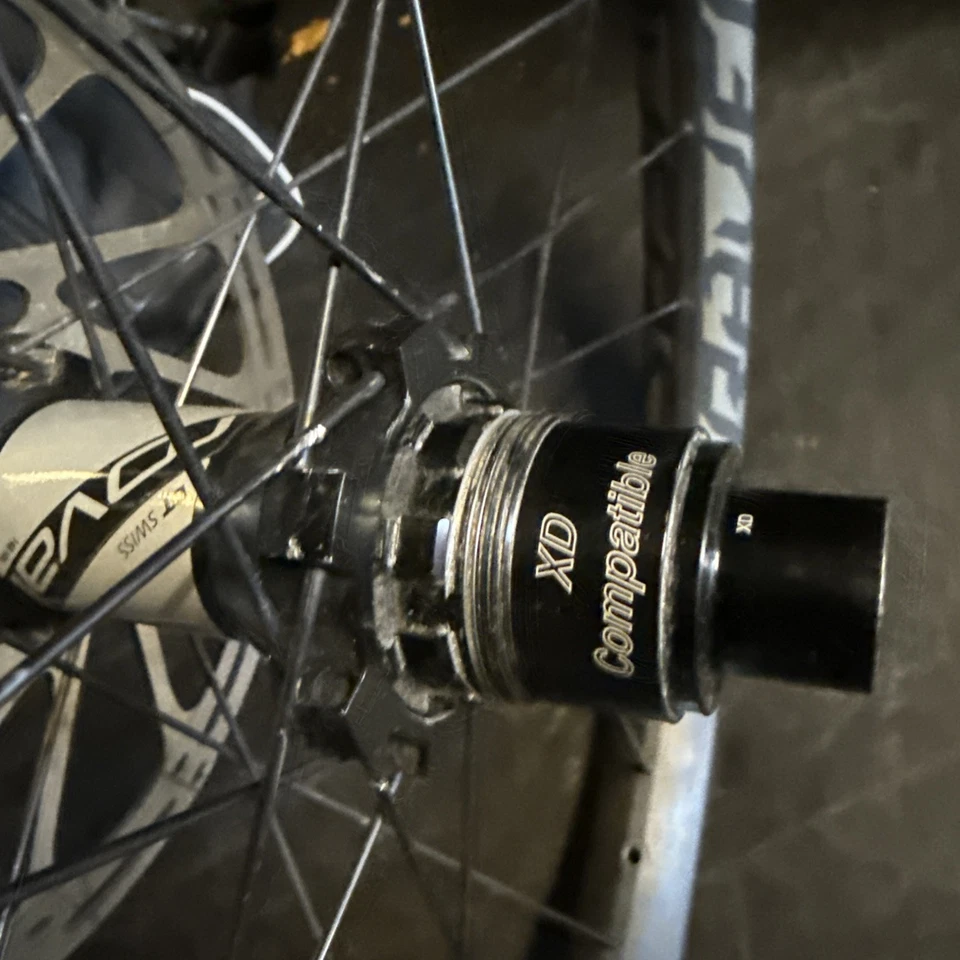 ROVAL Dt Swiss Traverse Rear Wheel 27.5 boost 148/12 Xd 142/12 Tubeless Ready. - Image 3 of 4