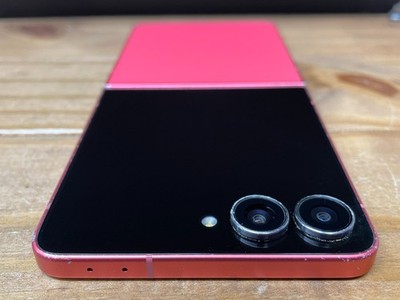 Samsung Galaxy Z Flip 7 - SM-F766U - 256 GB - Coralred (Xfinity