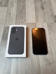 Apple iPhone 16 - 128 GB - Black (Ohne Simlock) Neuwertig, 100% Akkukapazität