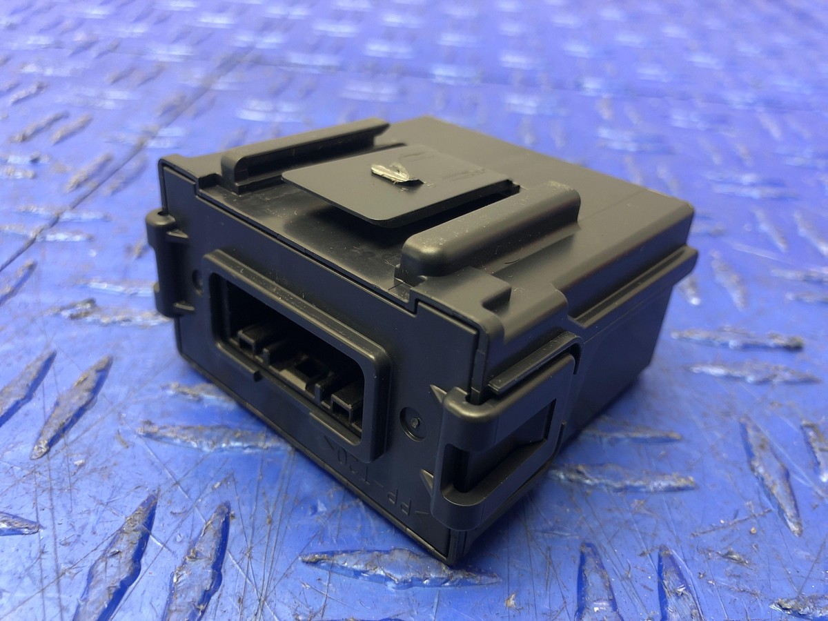 s-l1200.jpg s-l1200.jpg