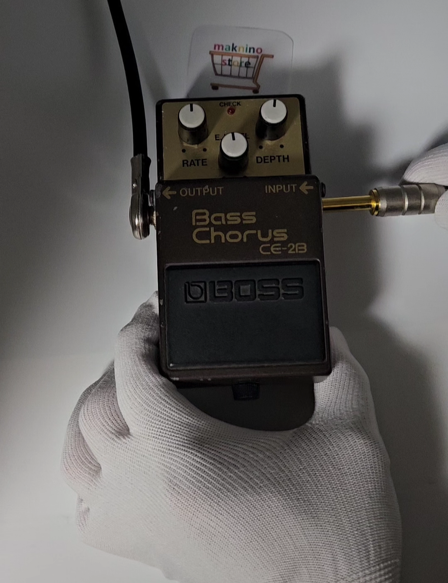 BOSS Bass Chorus CE-2B ベースエフェクター BOSS CE-2 Chorus