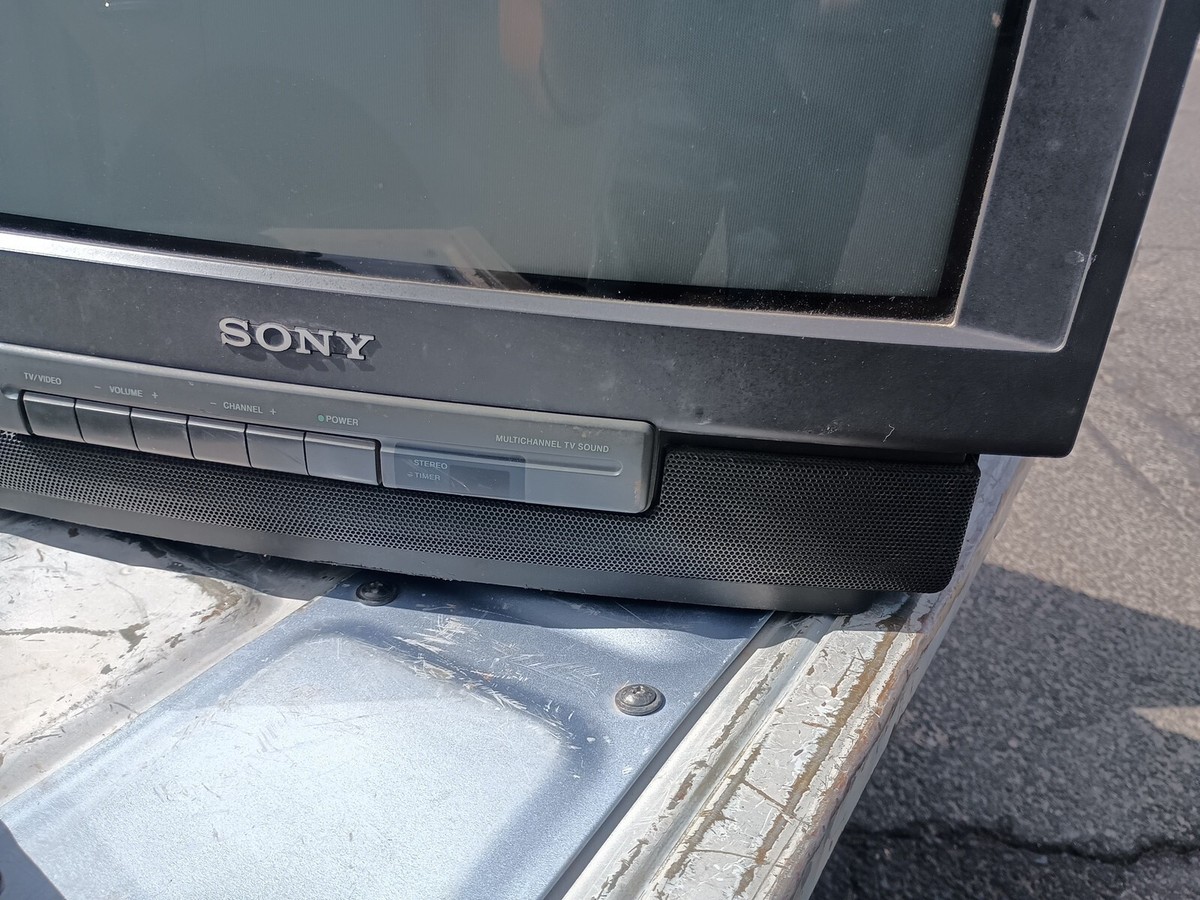 SONY Trinitron CRT Tube TV KV-20TS27 RARE 20” REMOTE GAMING RETRO