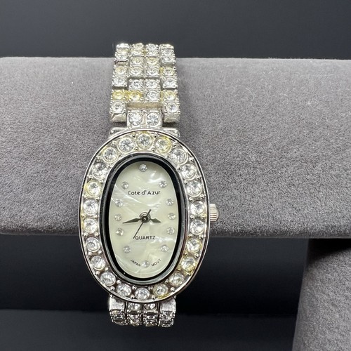 Sergio Valente Ladies Gold and Silver Tone Round Quartz Watch New Battery, Works - Picture 13 of 13
