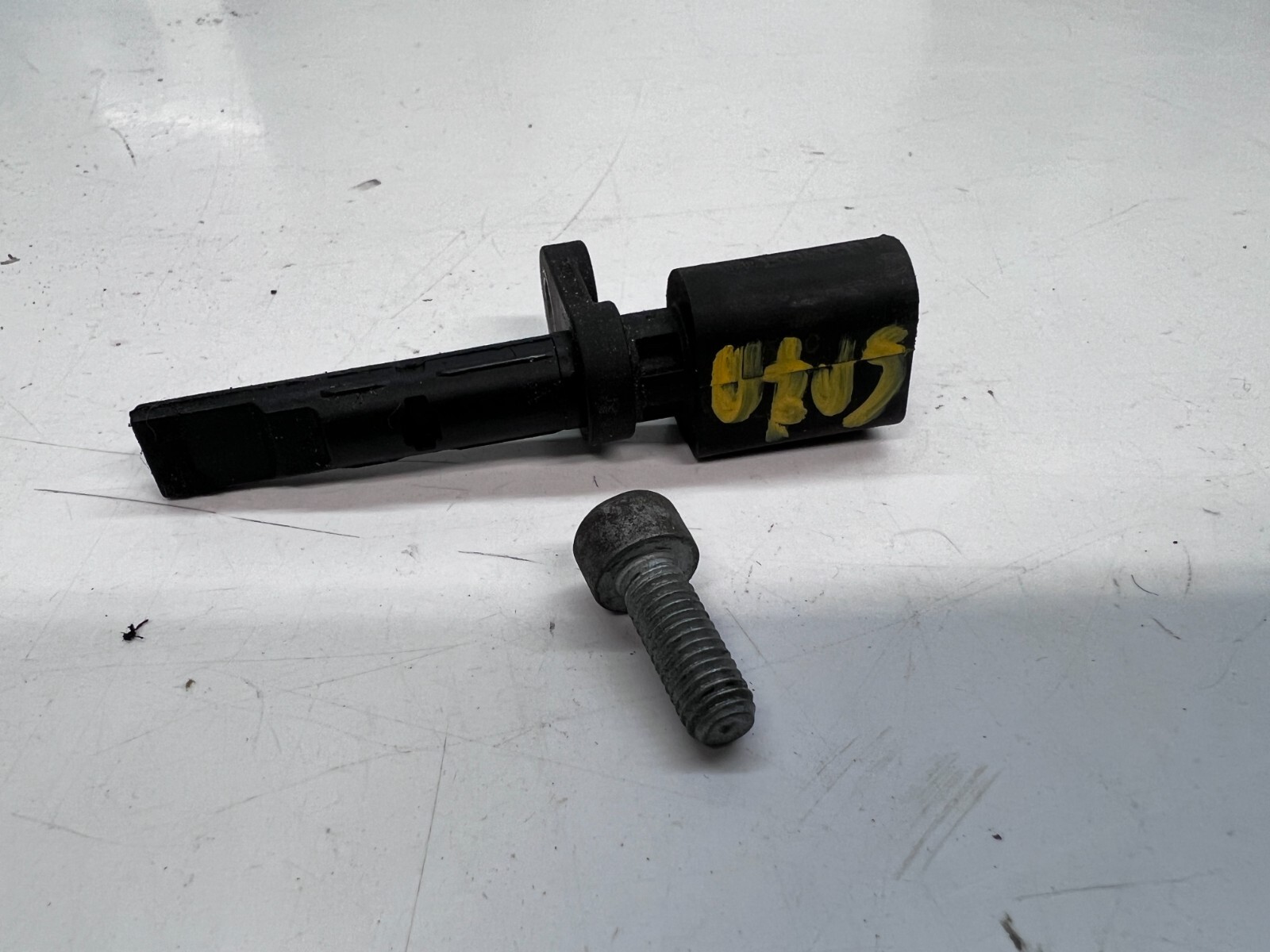 LAMBORGHINI URUS REAR LEFT LH WHEEL SPEED SENSOR OEM