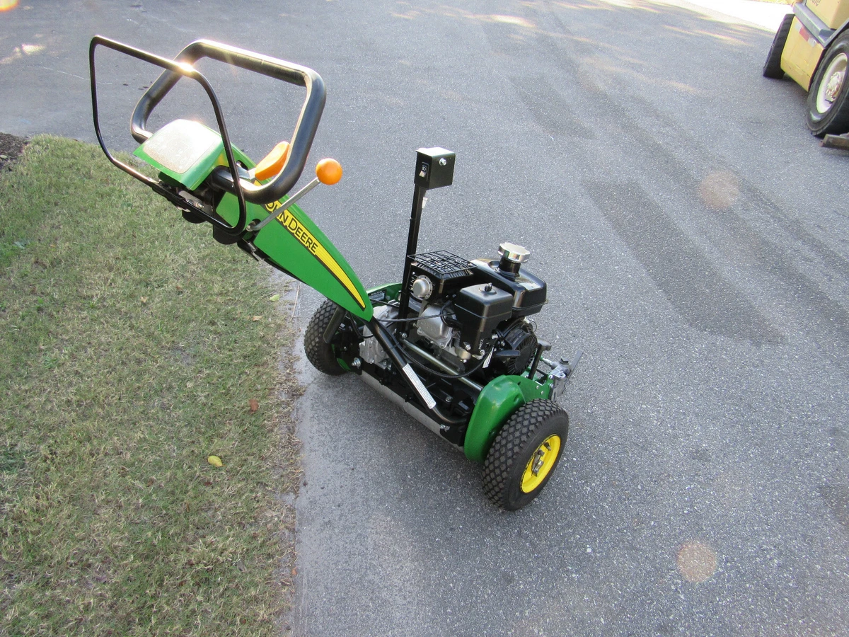 John Deere 180SL Golf Greens Professional 18