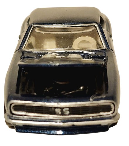JOHNNY LIGHTNING 1968 CAMARO RS/SS GM 1:64 Scale #46 Tin Metal Box - Picture 3 of 6