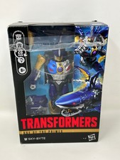 Transformers Age of The Primes Voyager Class Sky-Byte  7-inch Converting Action
