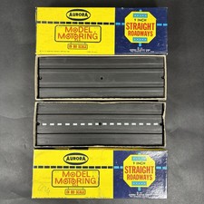 Vtg Lot of 2 Aurora Model Motoring 9inch Straight Roadways 1517 HO Scale 10Pcs.