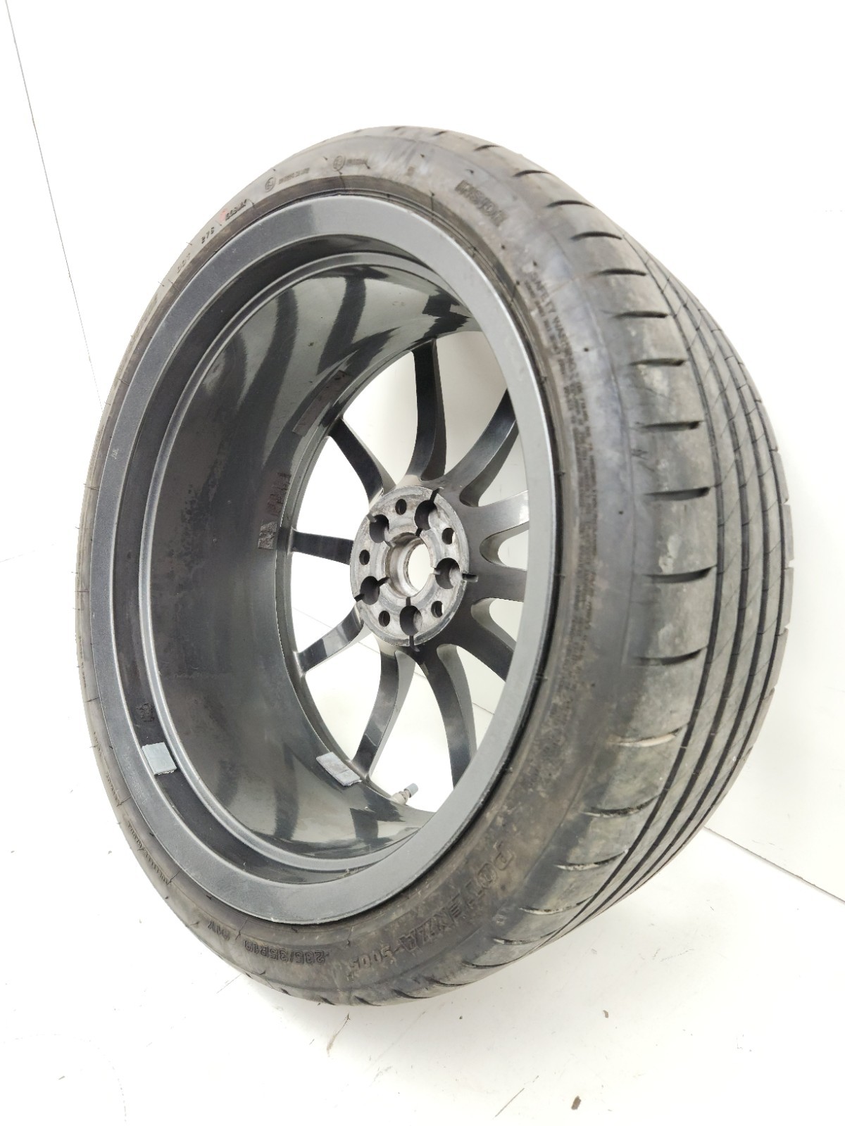 2012-2014 MCLAREN MP4-12C 650S FRONT SPOKE RIM WHEEL TIRE OEM 11B0669CP